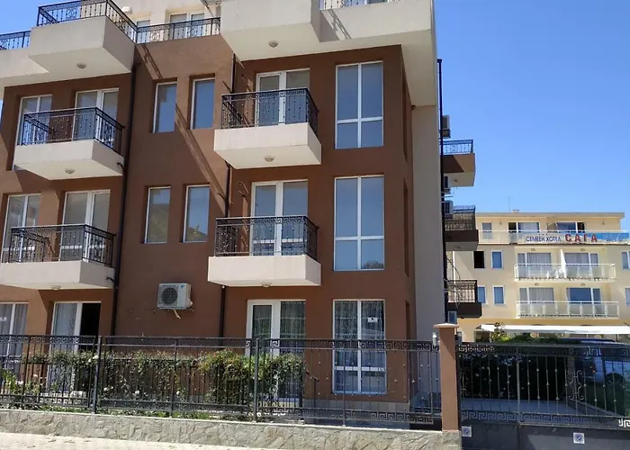 Apartament Complex Argo